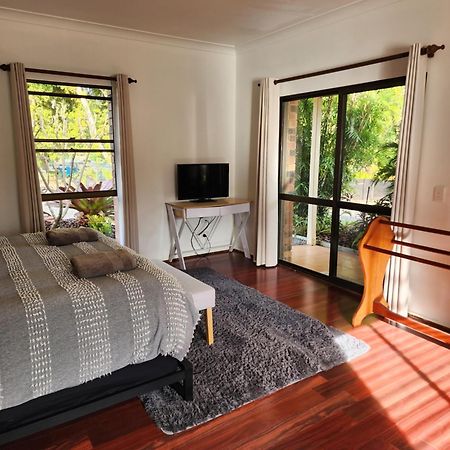 Brom Cottage Mooloolah Экстерьер фото