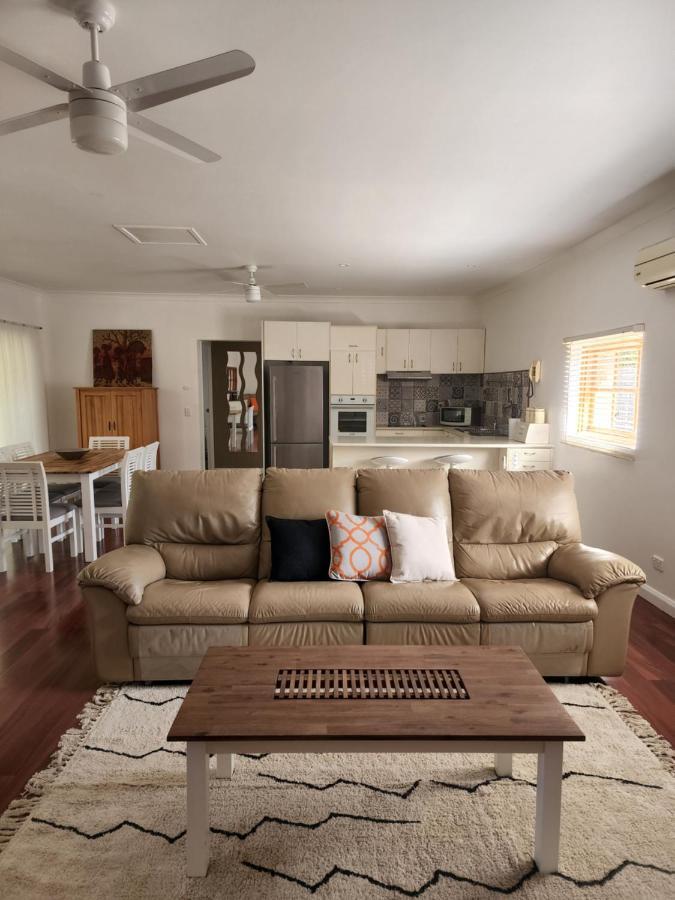 Brom Cottage Mooloolah Экстерьер фото